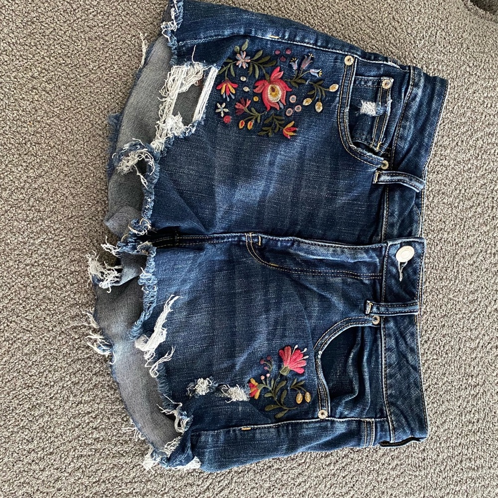 AE shorts